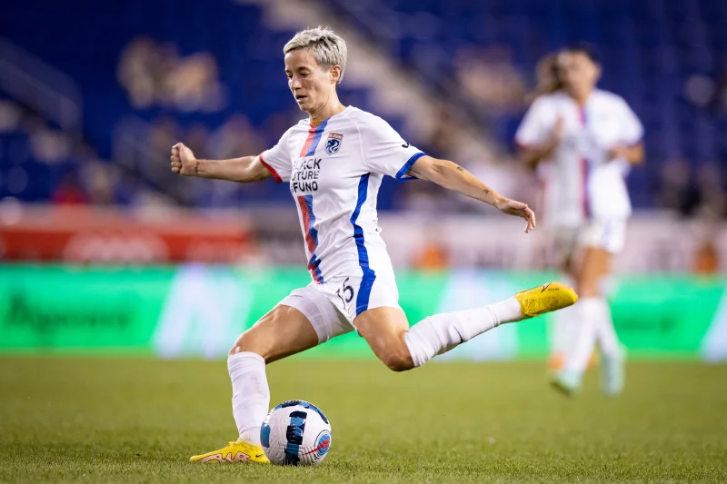 top 10 highest paid female soccer players.