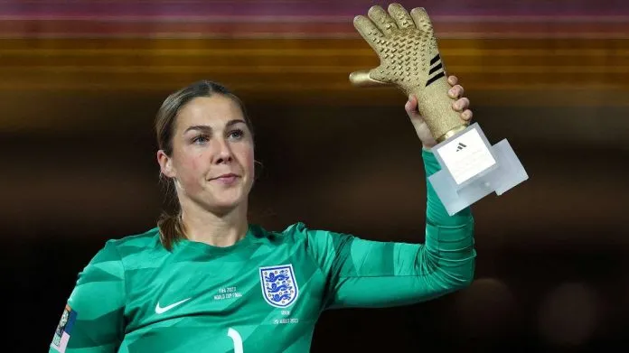 From Ordinary to Extraordinary: The Journey of Mary Earps, the Exceptional Goalkeeper