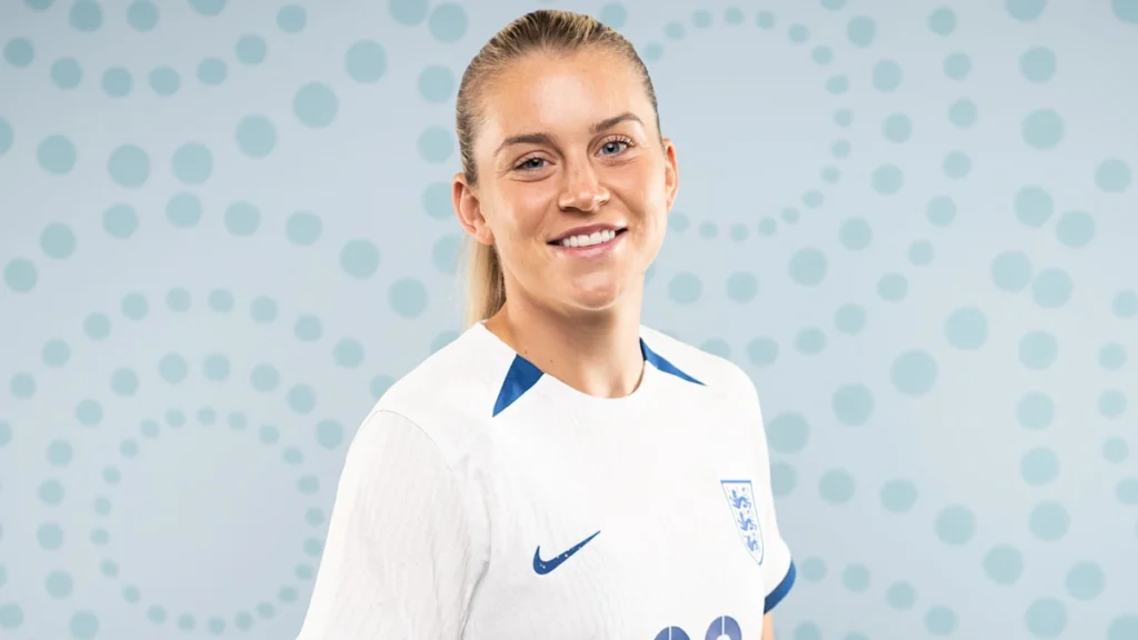 Alessia Russo (Forward)